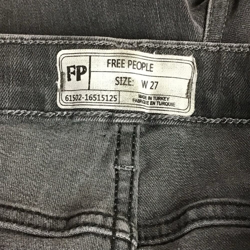 FREE PEOPLE Jeans Mid Rise Black Wash Raw Hem Straight Crop Jeans 27 Boho Goth - Picture 8 of 11